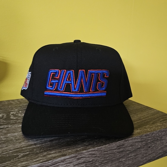 Black Giants Cap with Red and Blue Logo - Picture 1 of 4